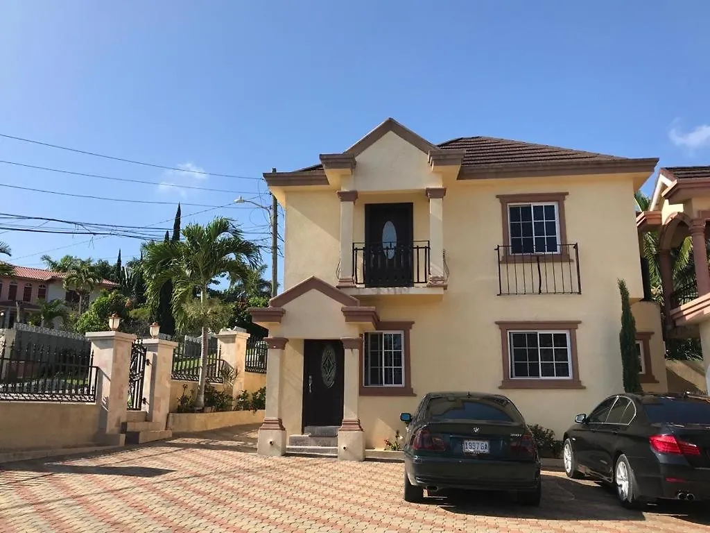 Chambers Resident Suite Mandeville 0*,